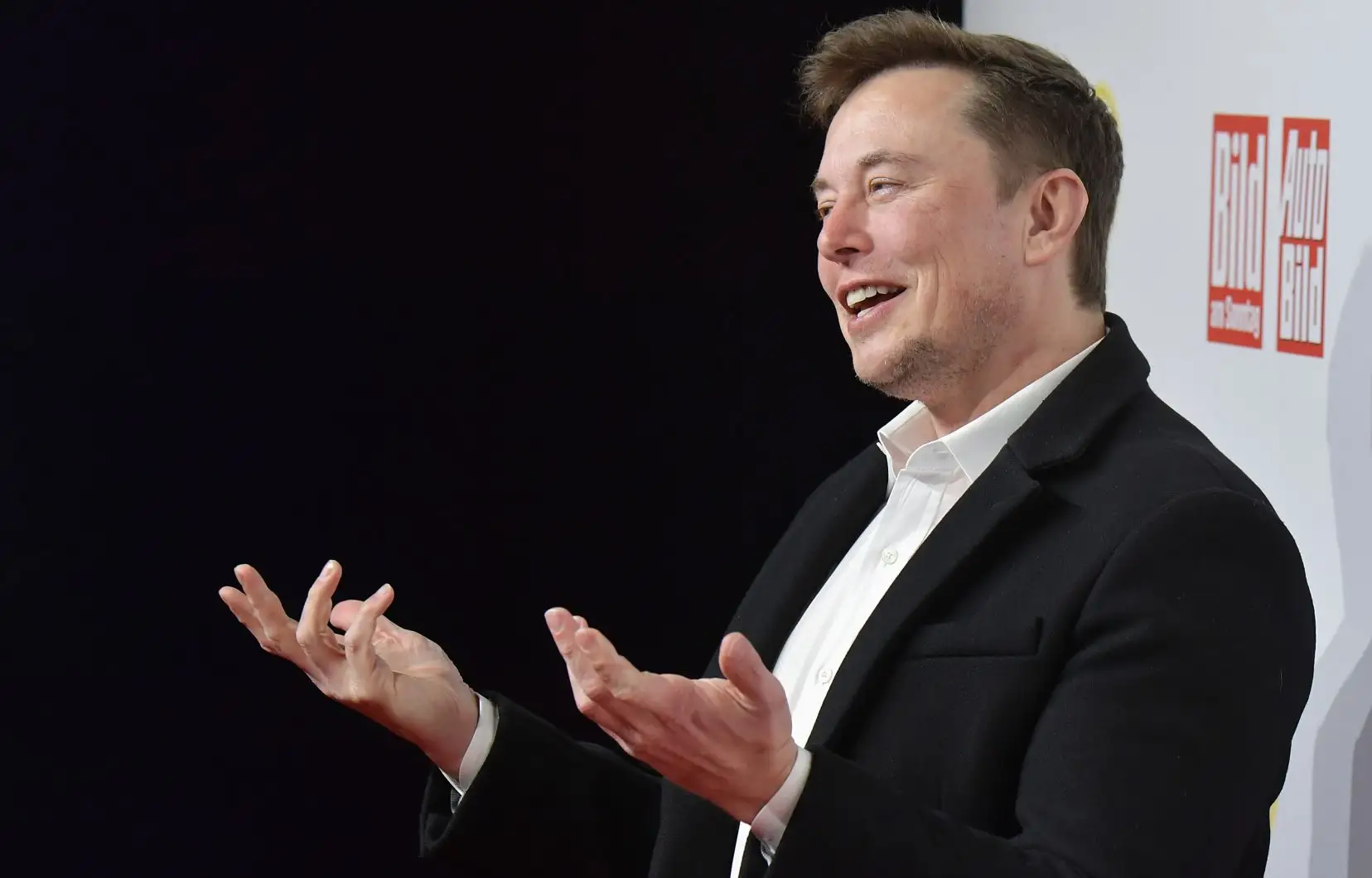 Elon Musk's AI Venture Aims to Disrupt the Status Quo