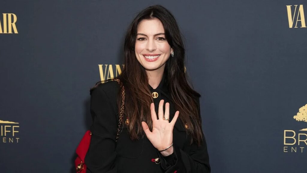Anne Hathaway Net Worth, Biography, And Career